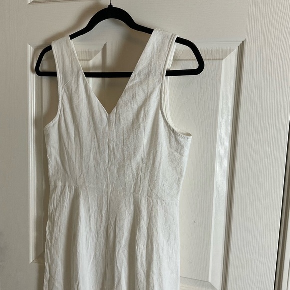 Nasty Gal White Button-Front Woman’s Jumpsuit size 6 - Picture 7 of 10